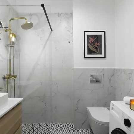 Elite Podbielanska Center Апартаменты Гданьск