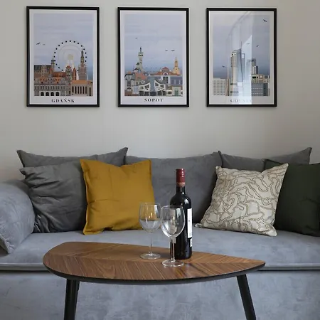 Elite Podbielanska Center *